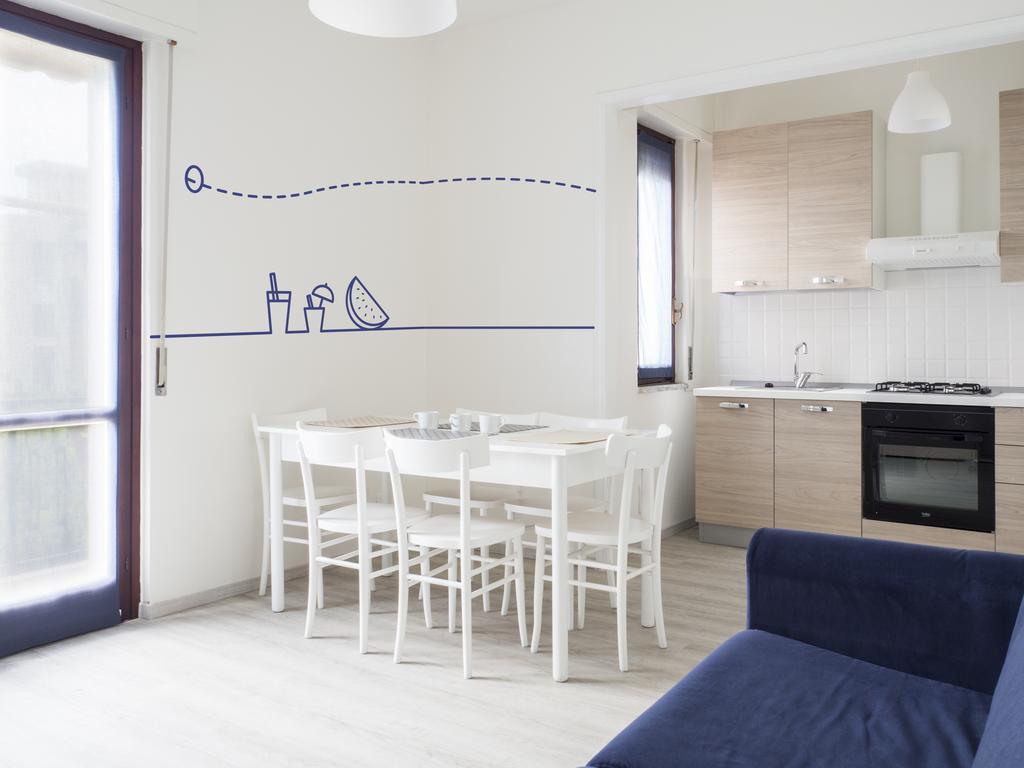 Superior One-Bedroom Apartment (6 Adults)
