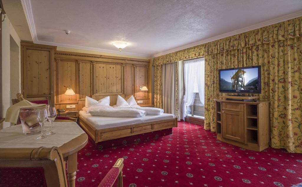 Doppelzimmer mit Balkon