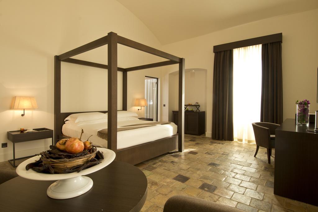Junior Suite,339768730:JPEG