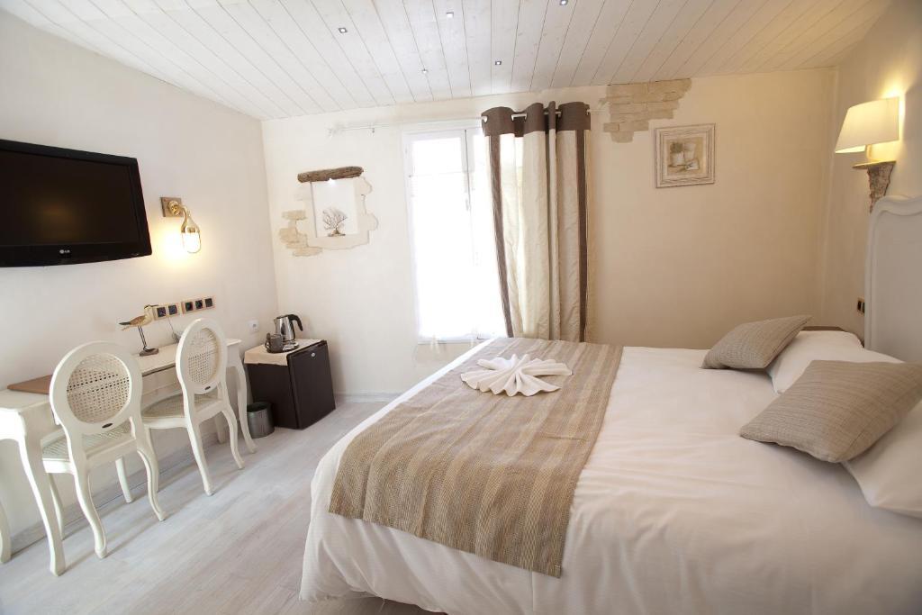 Small Double Room