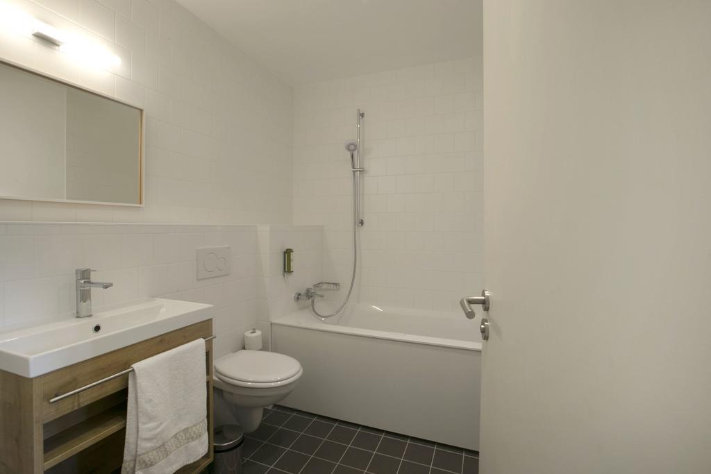 Standard One Bedroom Apartment Ground Floor Terrace,736110103:JPEG