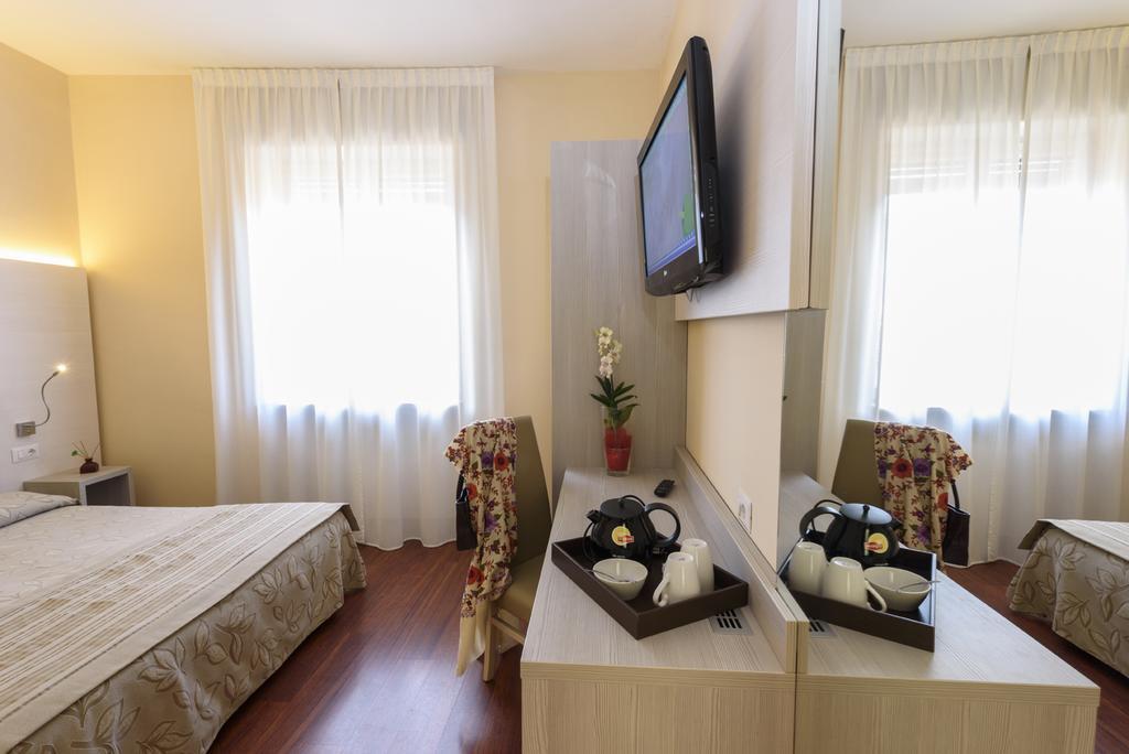 Single Room,1216149670:JPEG