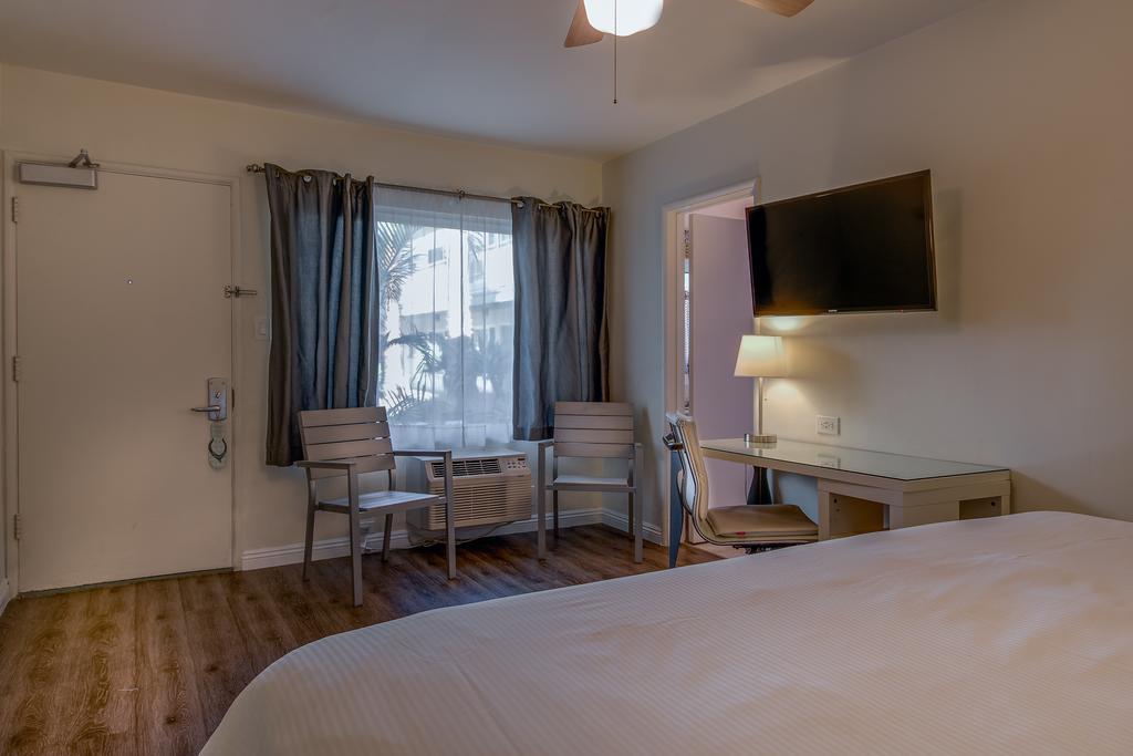 One Bedroom Kitchenette