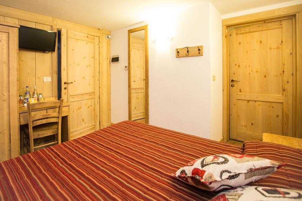 Classic Double or Twin Room