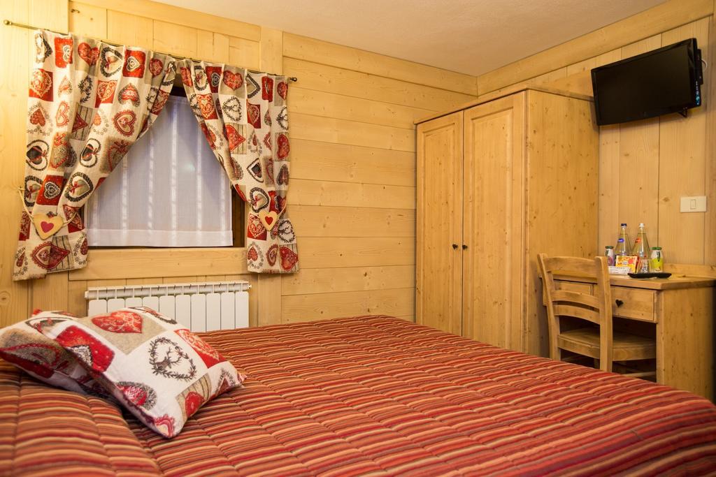 Classic Double or Twin Room