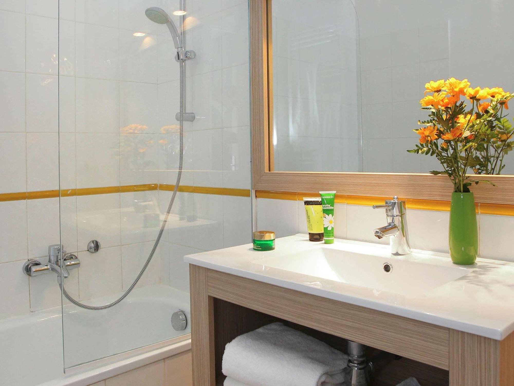 Studio,1772881070:JPEG