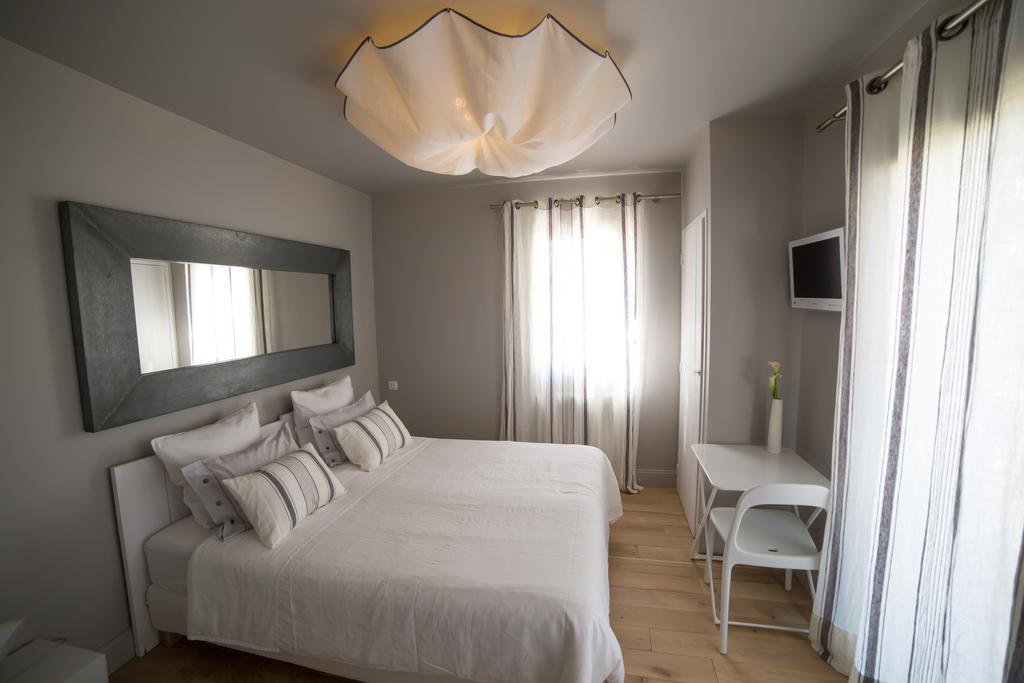 Double Room,402349329:JPEG