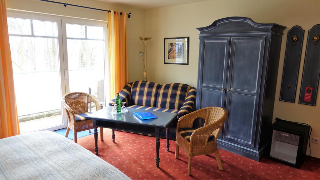 Dreibettzimmer mit Balkon
