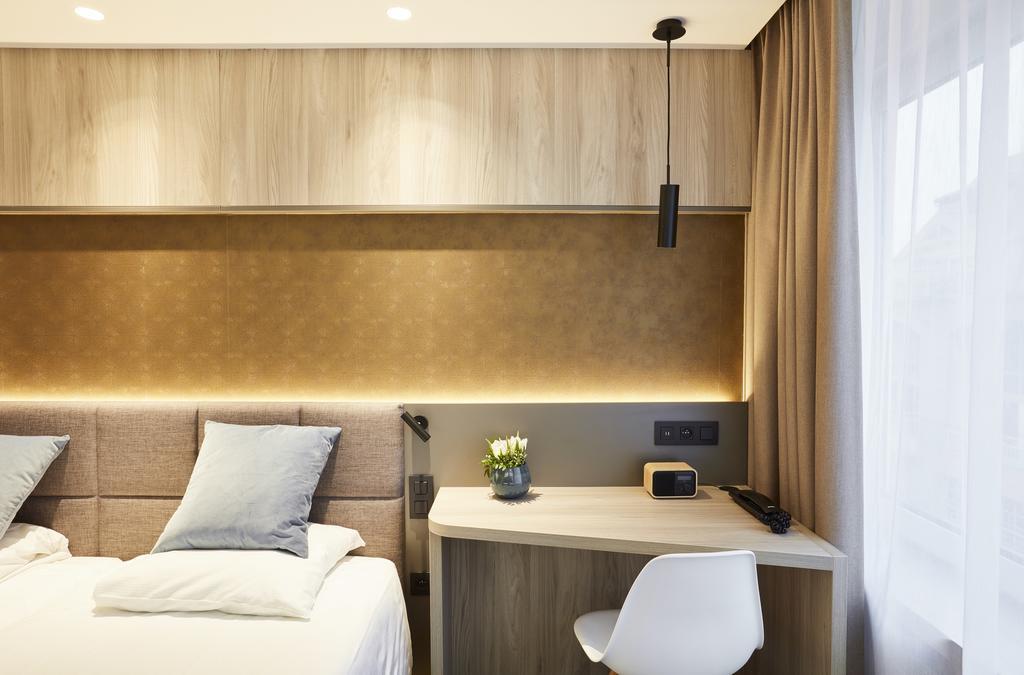 Double Comfort Front
