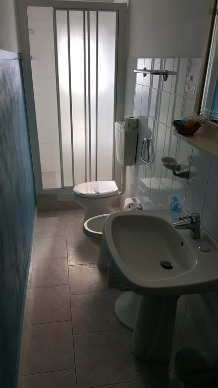 Camera Familiare con Bagno Privato