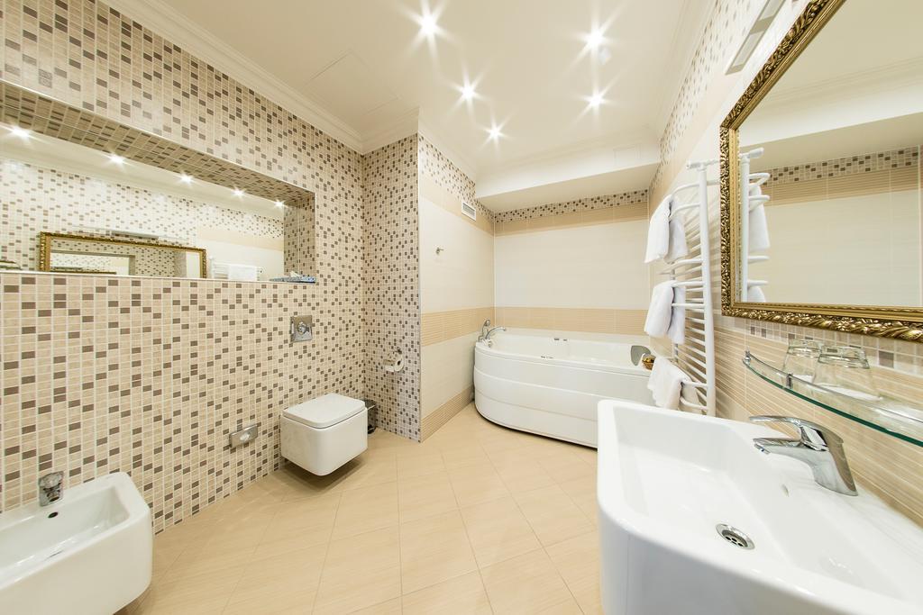 Presidential Suite