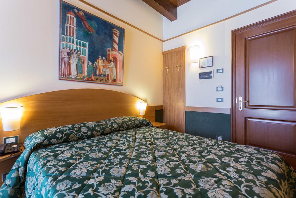 Chambre Double ou Lits Jumeaux Économique