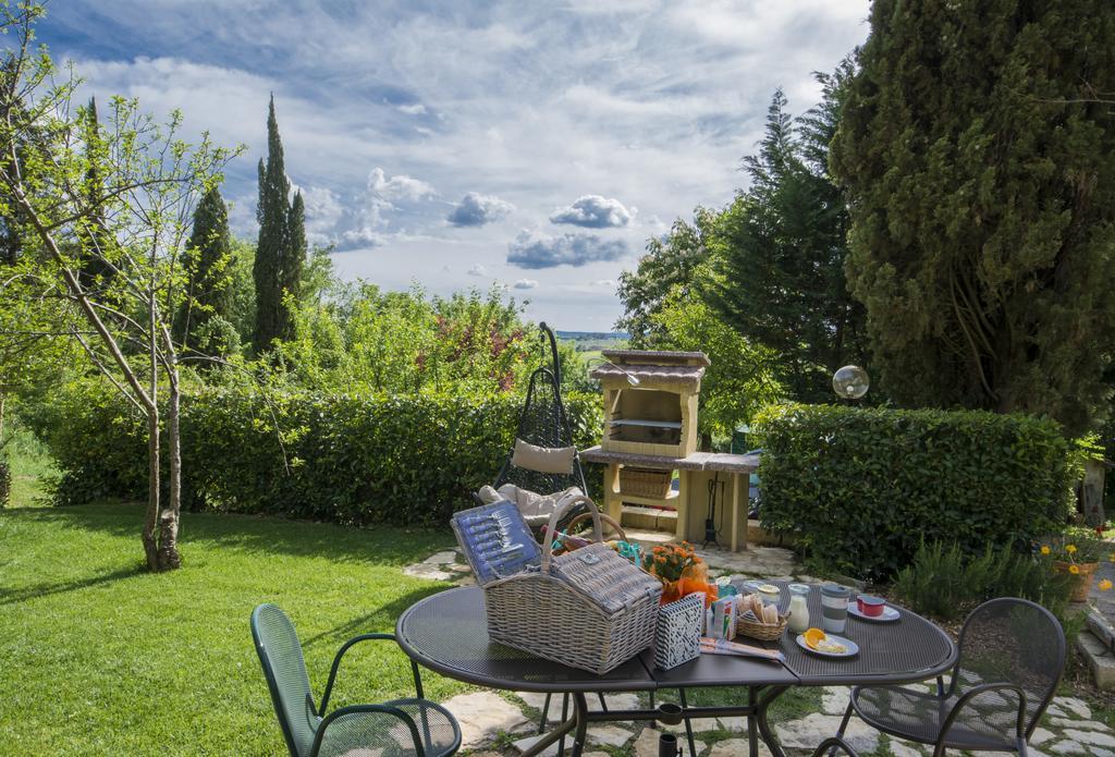 Studio Garden View