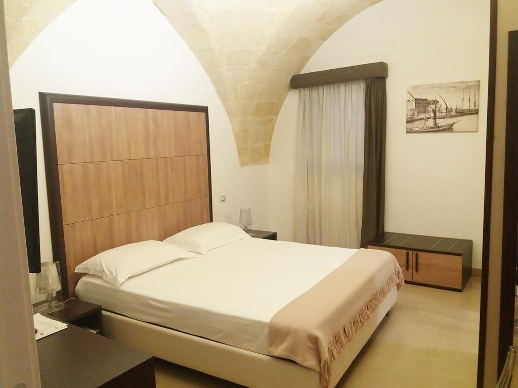 Double or Twin Room,691128387:JPEG