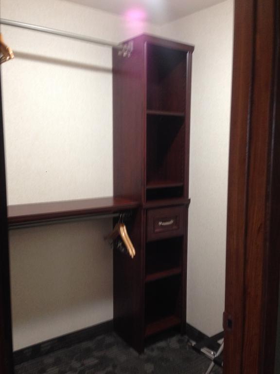 One-Bedroom King Suite