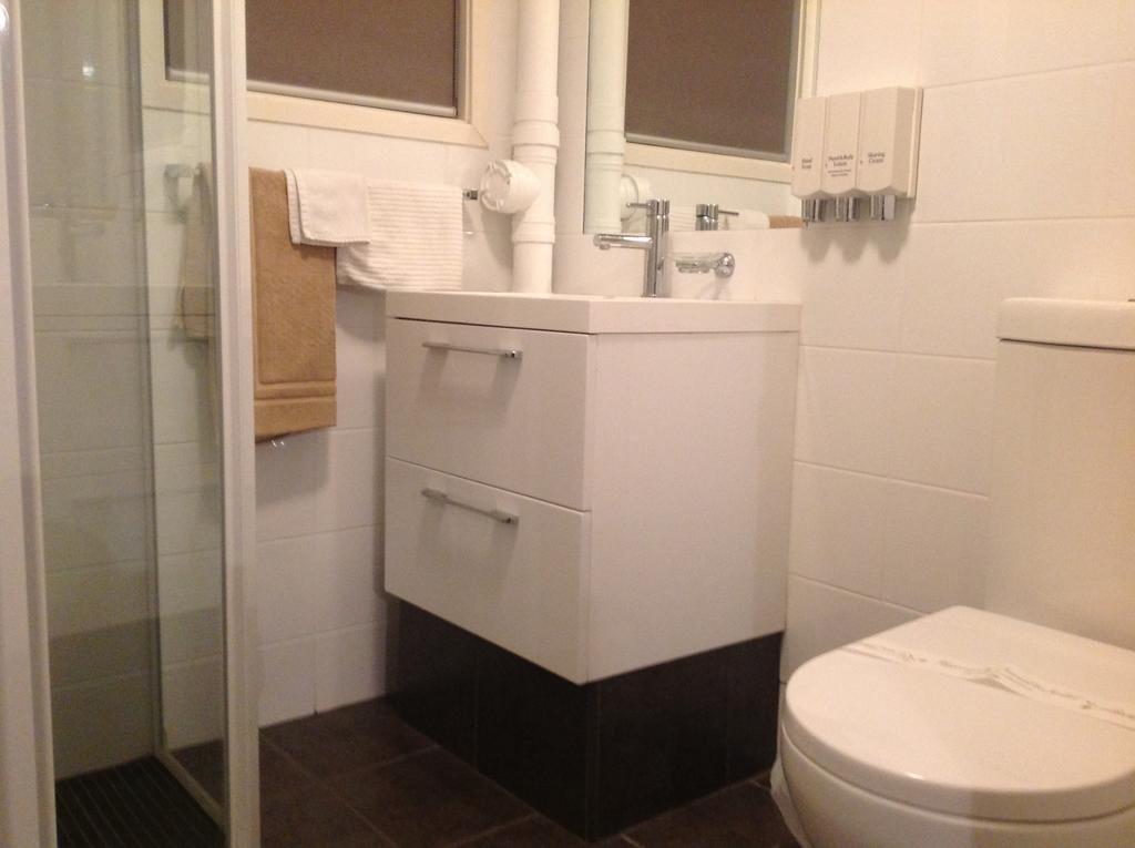 Deluxe Double or Twin Room with Pool View