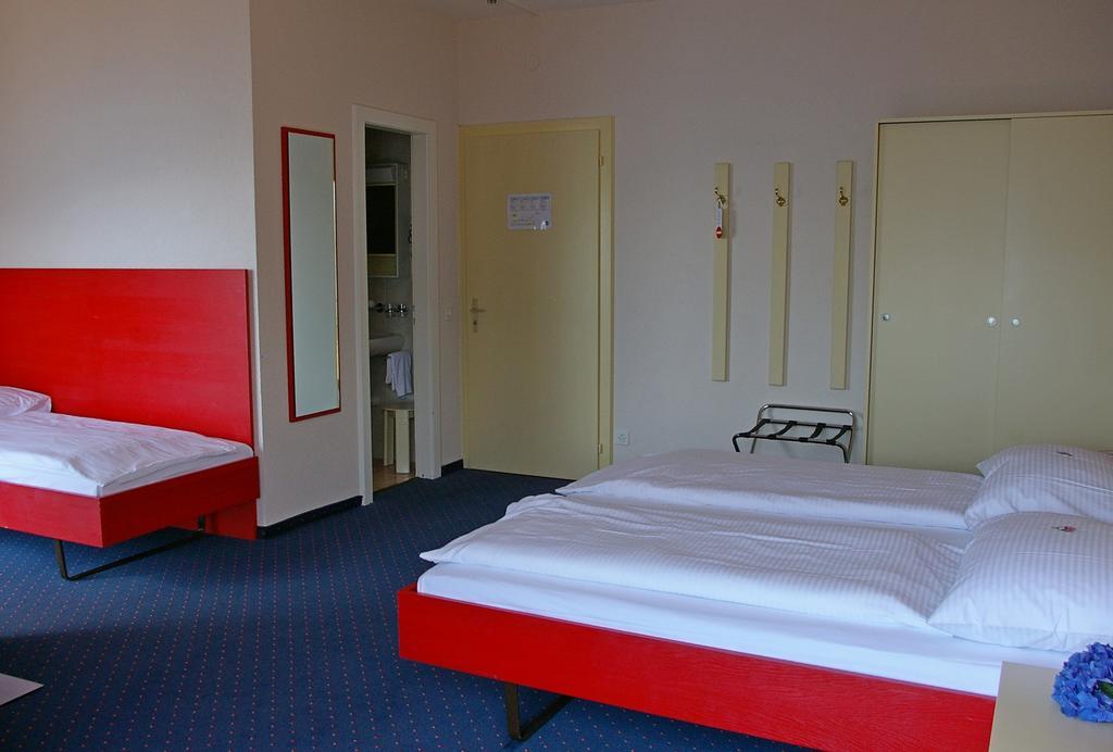 Panorama Triple Room with Balcony and Lake View