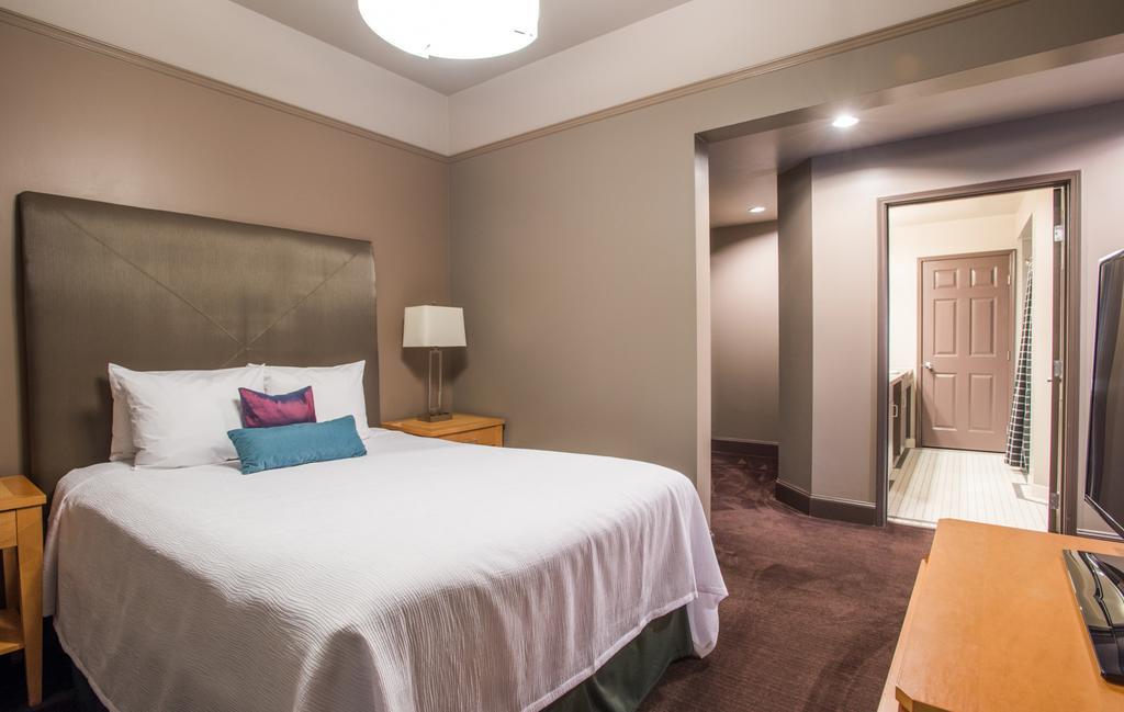 Suite Lit Queen-Size