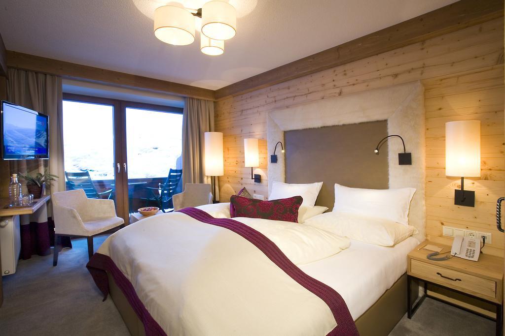Deluxe Double Room,56607826:JPEG