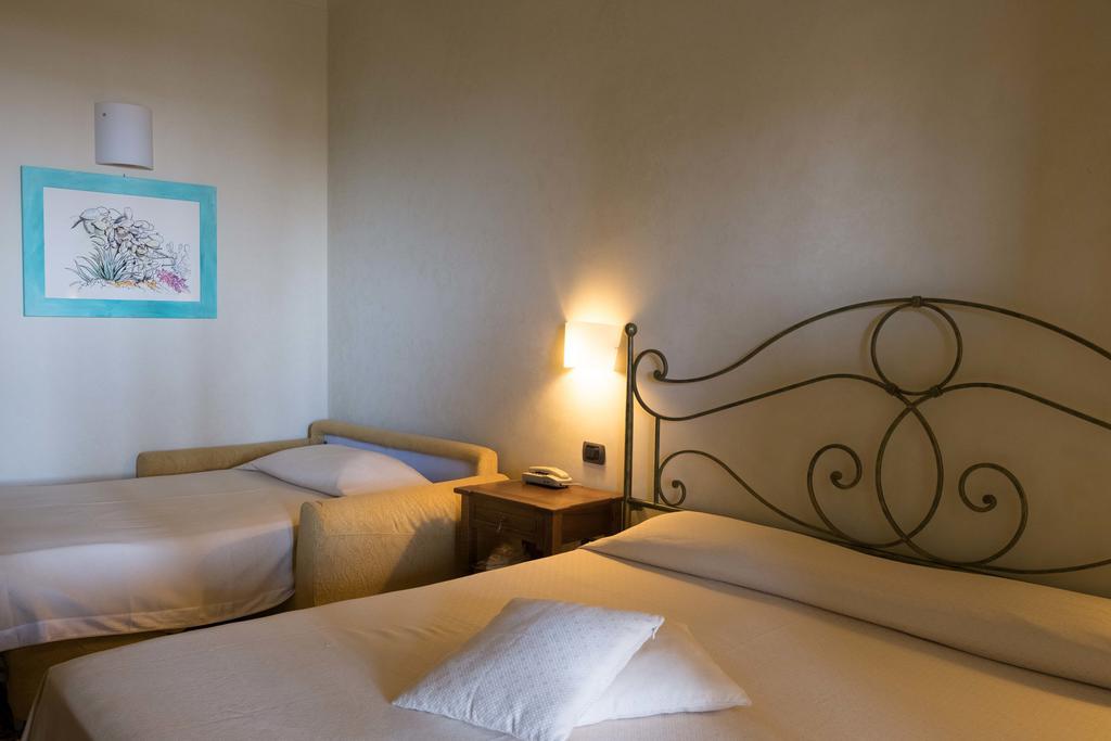 Triple Room,415810653:JPEG