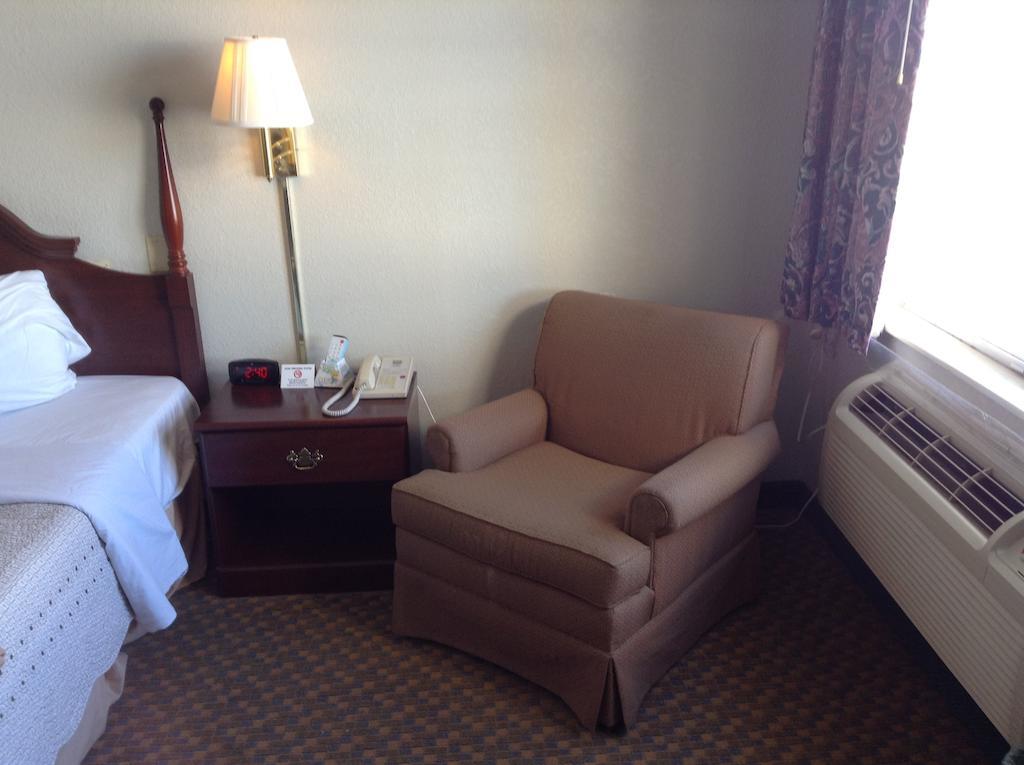King Room- Non-Smoking