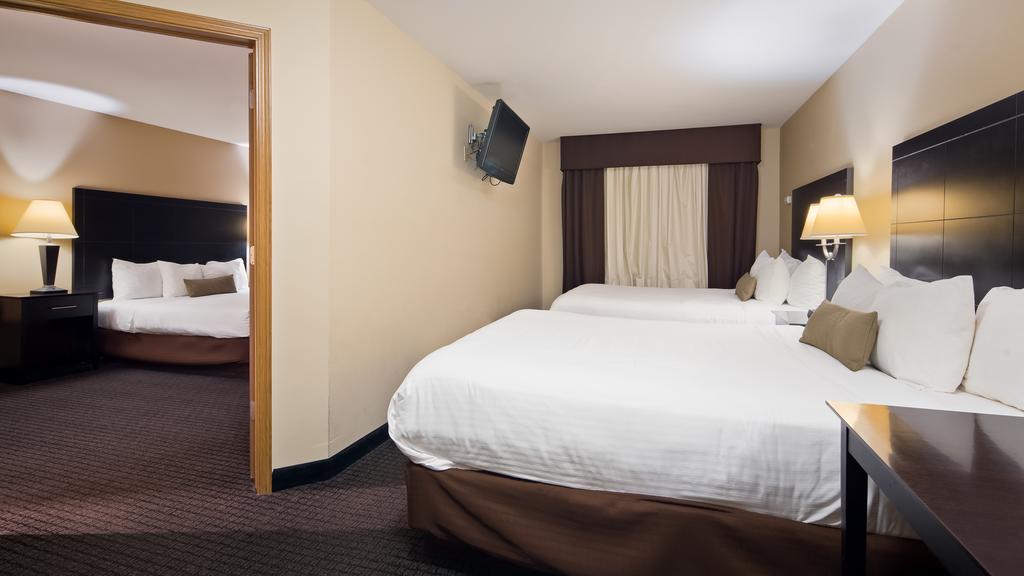 Two-Bedroom Suite
