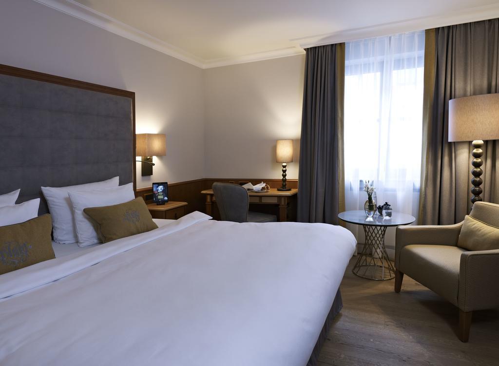 Classic Double Room