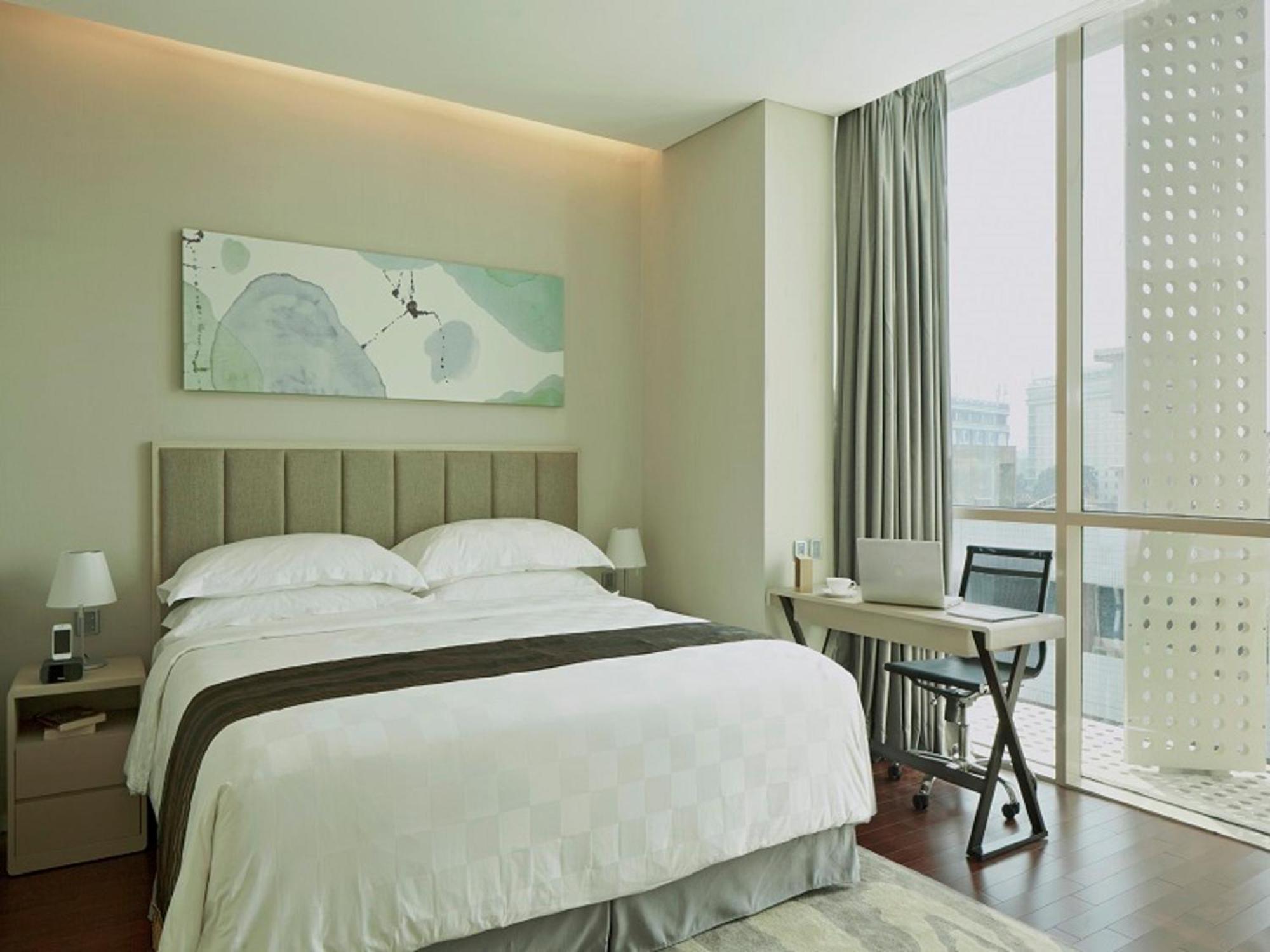 Executive One-Bedroom Apartment