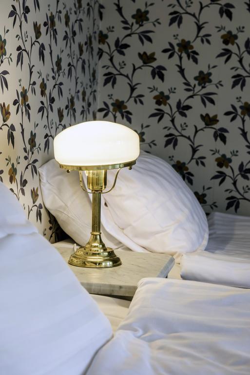 Queen Room - Villa Viktoria