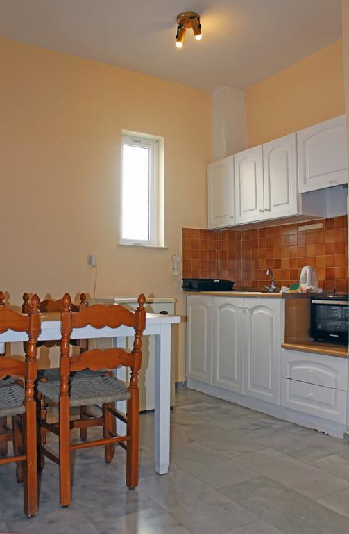 One-Bedroom Apartment with Balcony