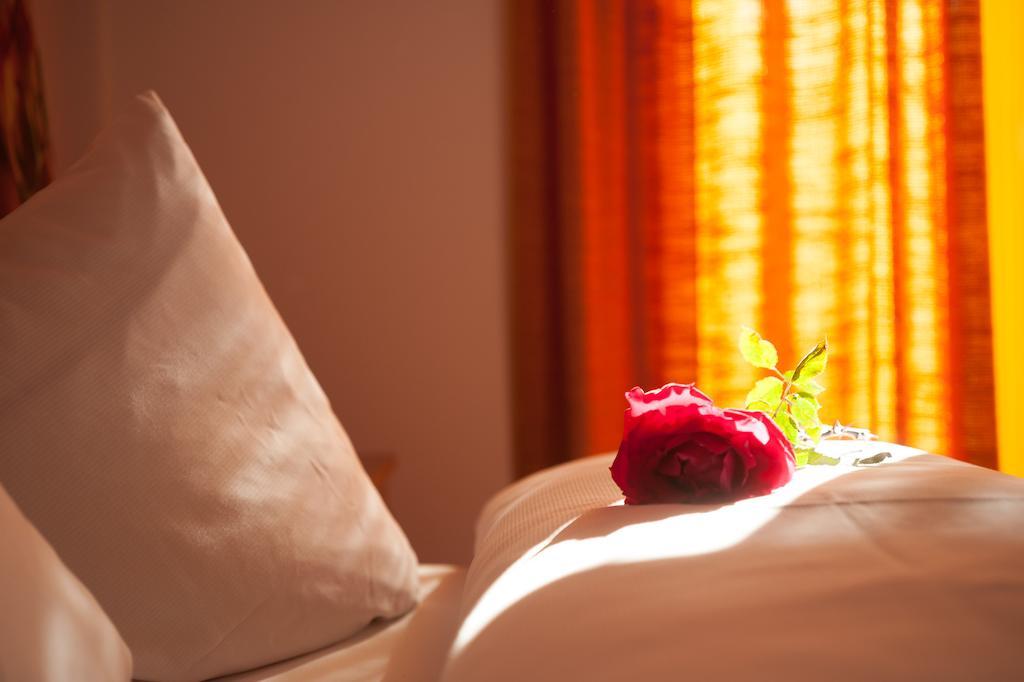 Doppelzimmer mit Balkon