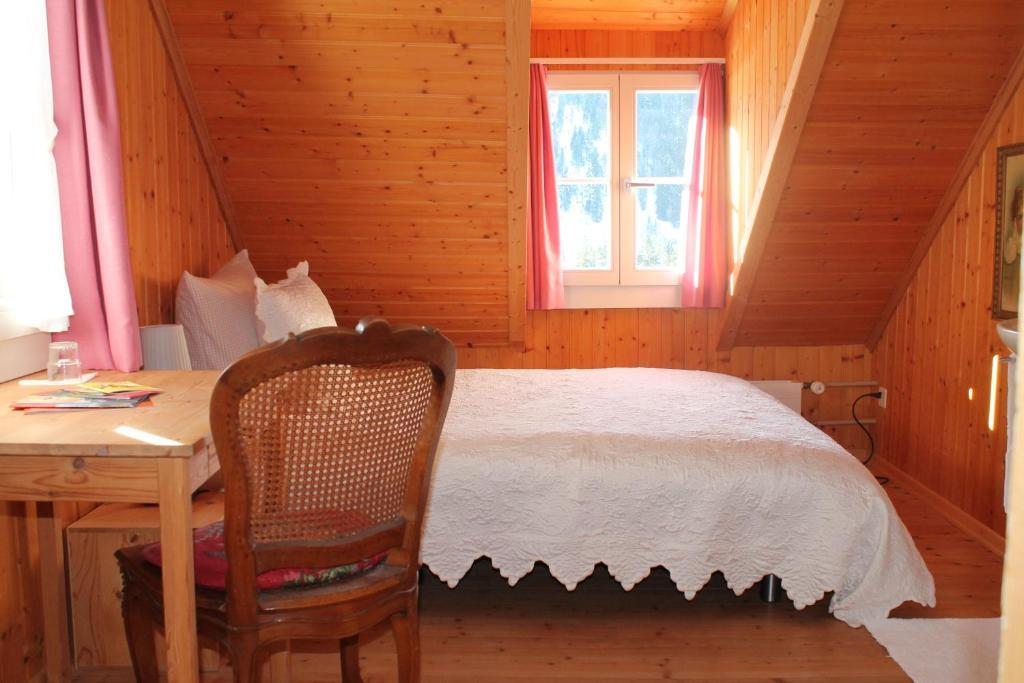 Single Room with Shared Bathroom