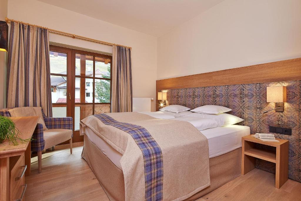 Luxury Suite with Sauna