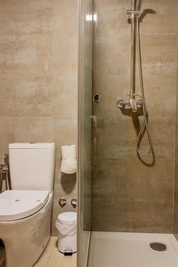 Quarto Duplo Deluxe com Chuveiro