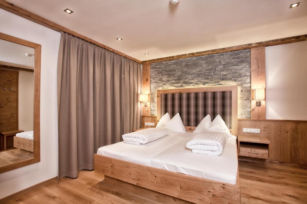 Familiensuite mit Balkon