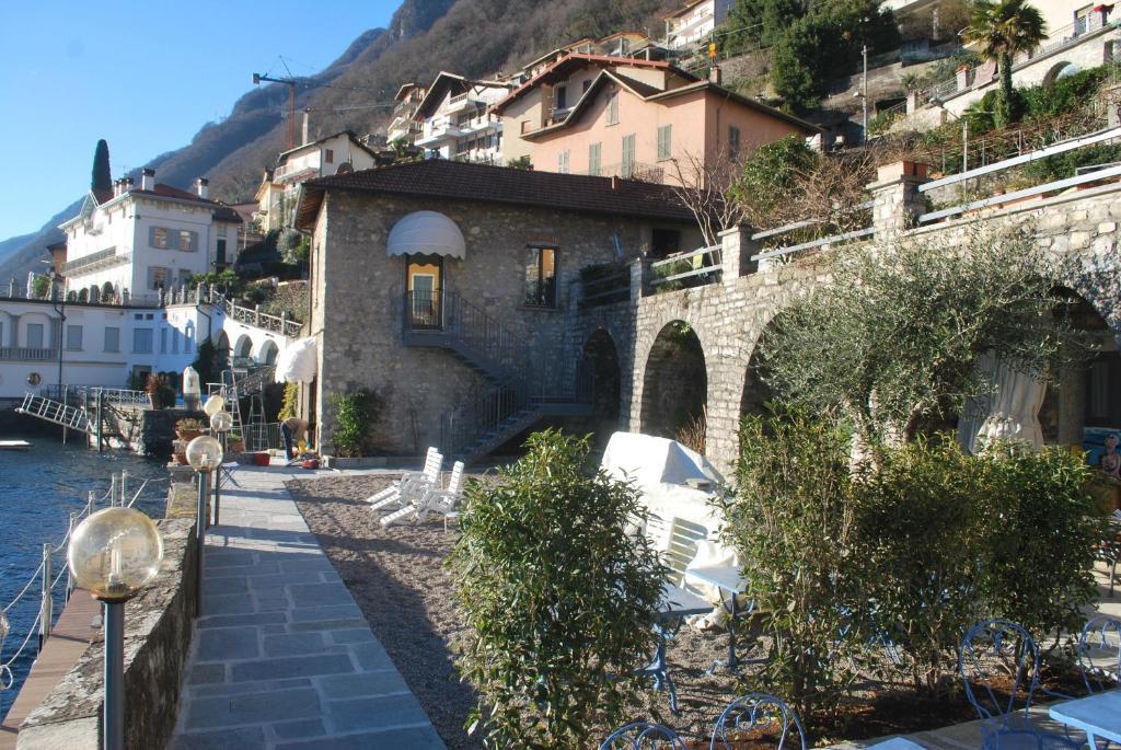 Junior Suite con Vista Lago