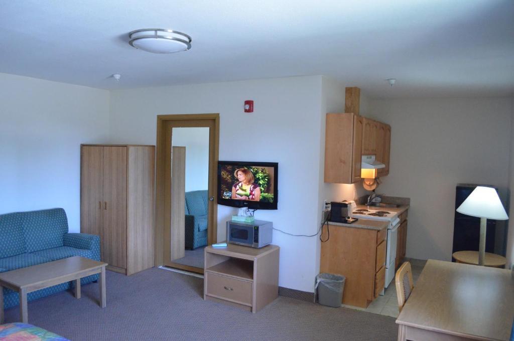 Superior King Room Disability Access Non-Smoking