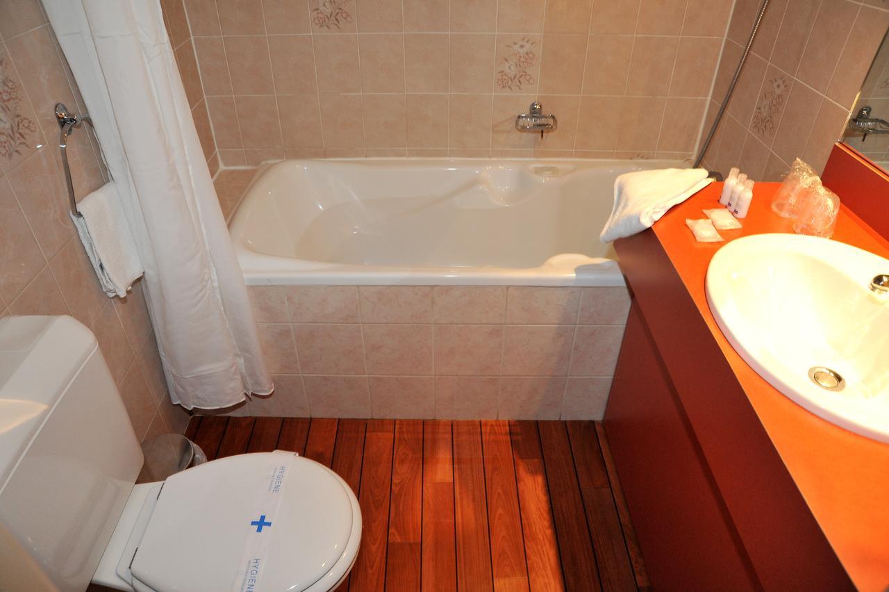 Triple Room 1 Double Bed 1 Single Bed