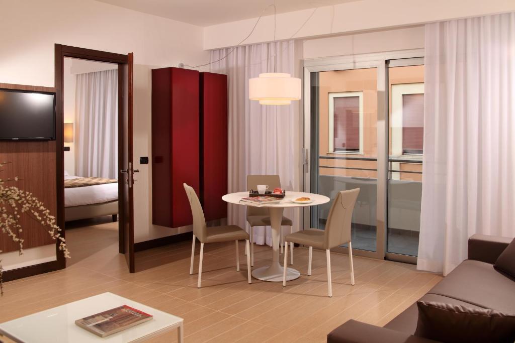 Junior Suite Kitchenette