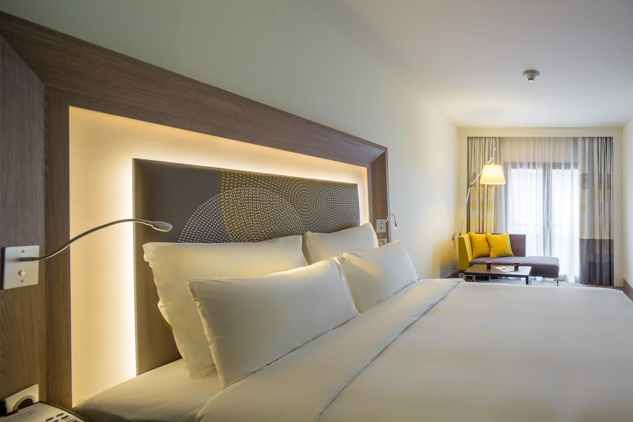 Superior Queen Room with Sofa