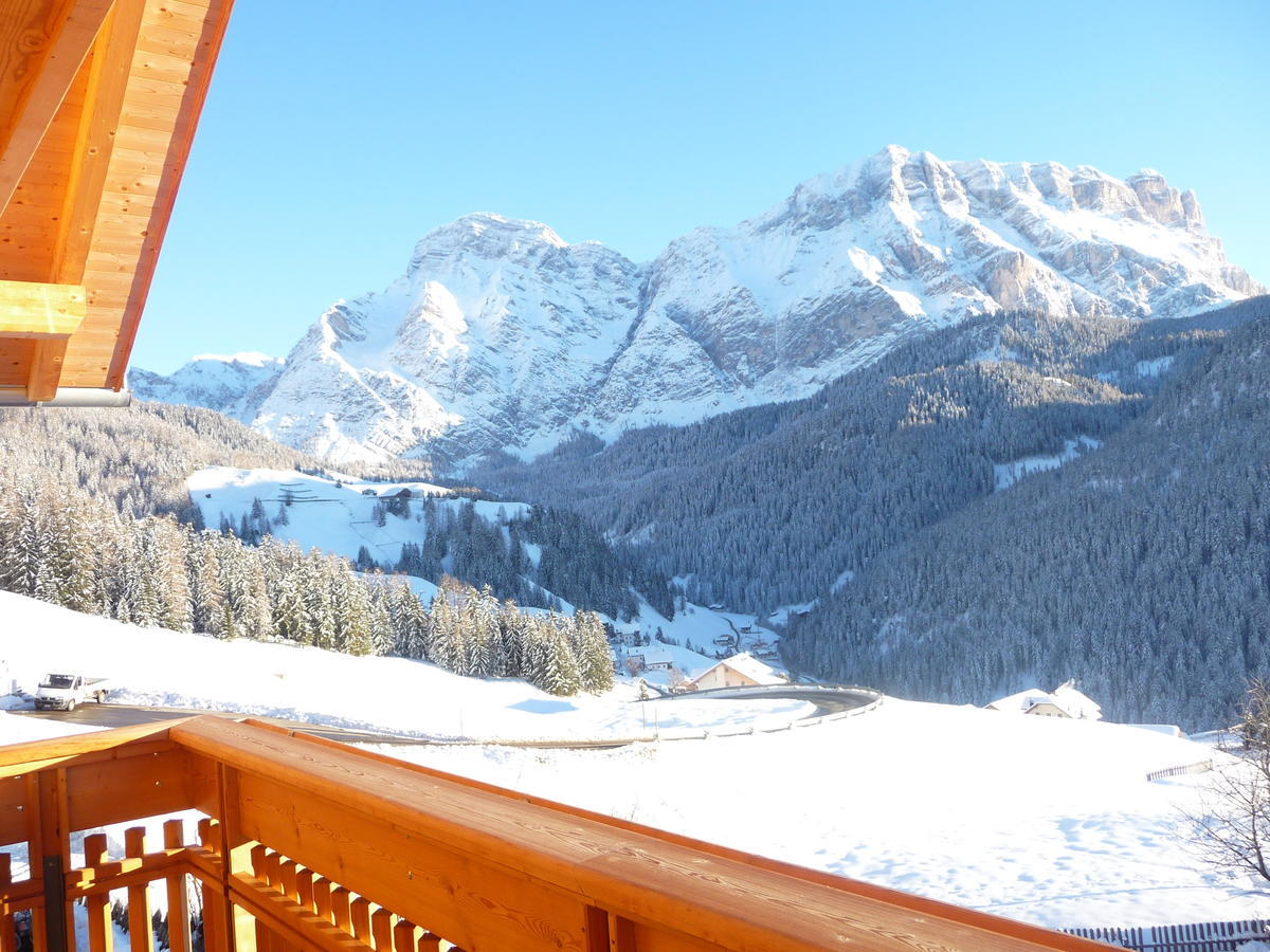 Appartamento Comfort con 2 Camere da Letto e Balcone