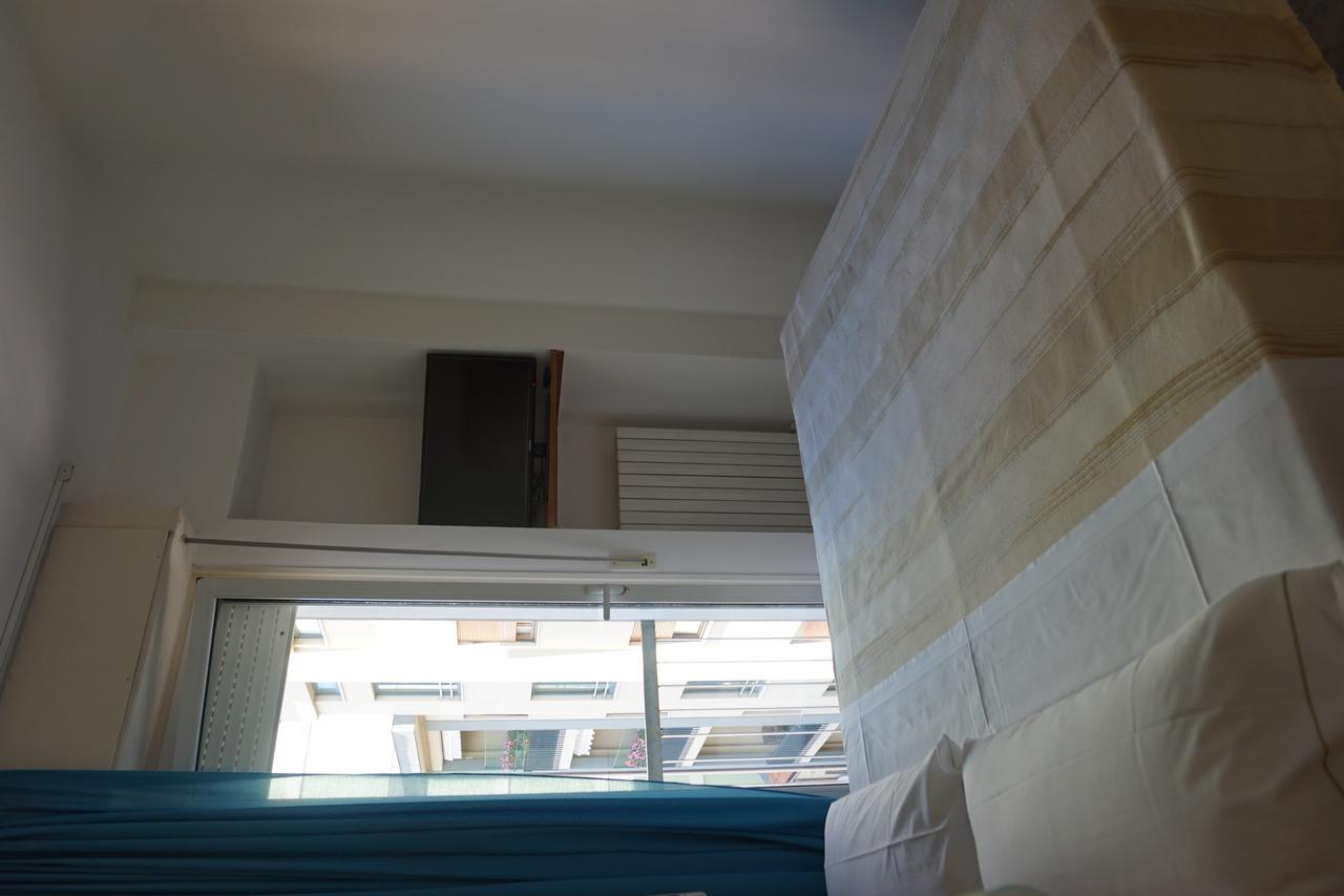 2 Camere Comunicanti