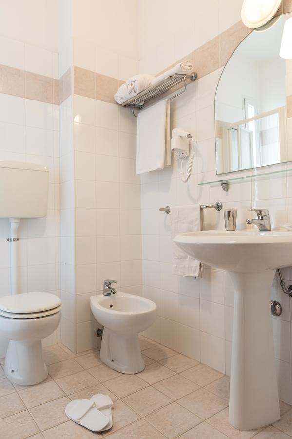 Double or Twin Room Balcony