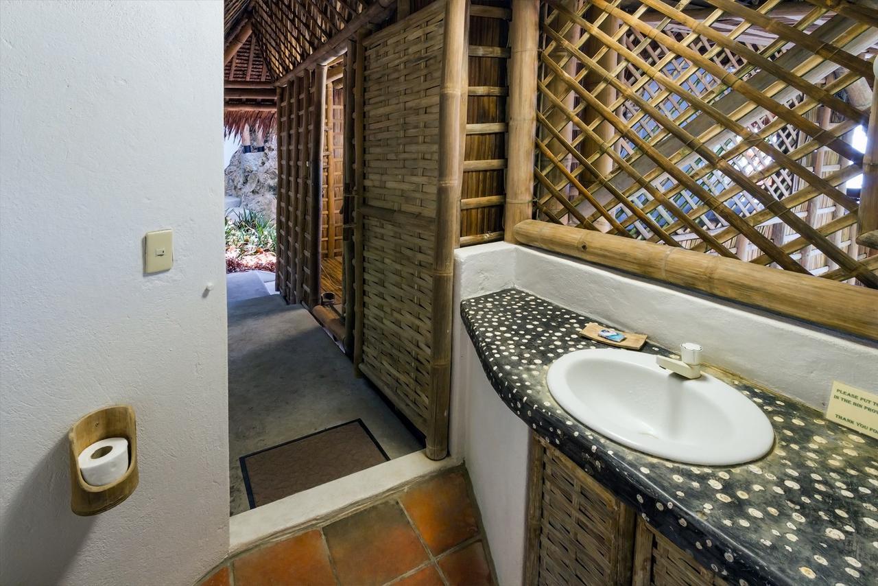 Bungalow with Sea View