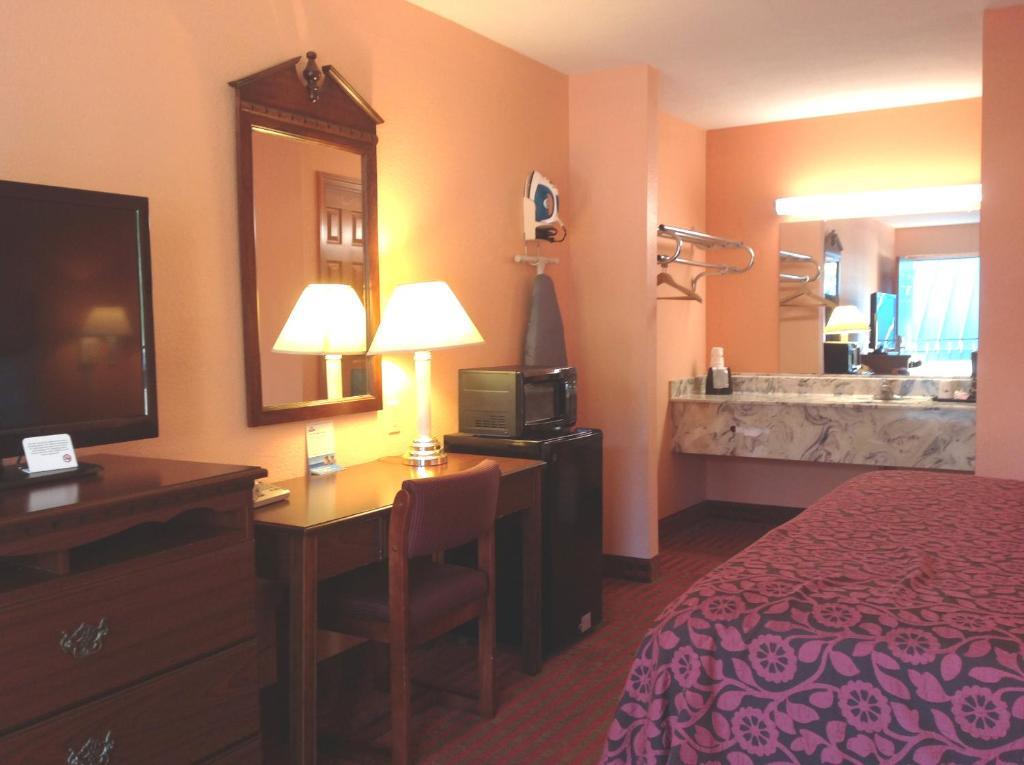Double Room Two Double Beds Smoking