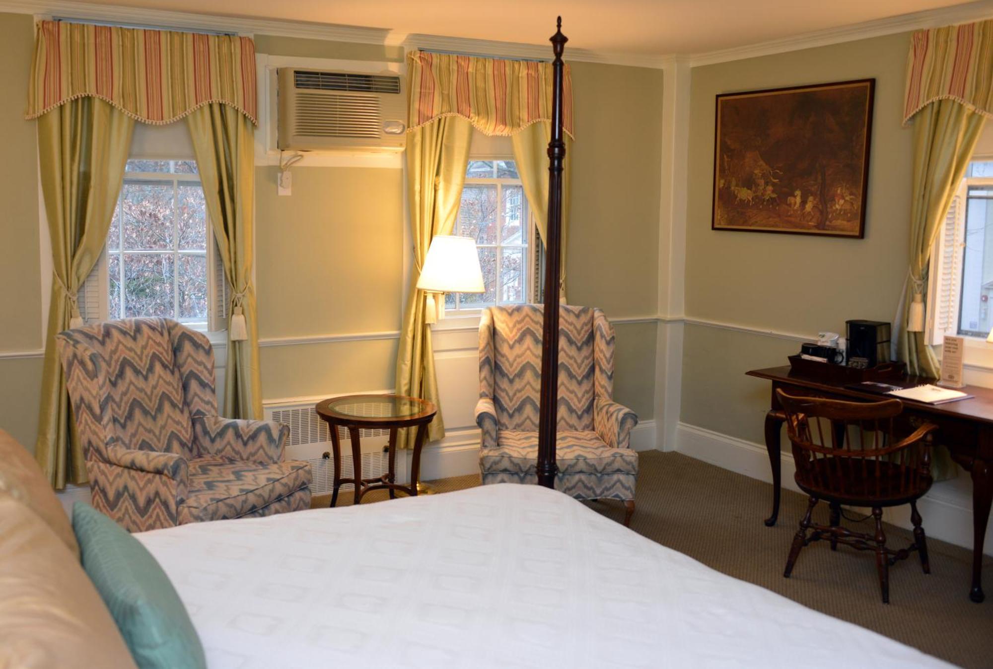 Deluxe Queen Room,669680550:JPEG