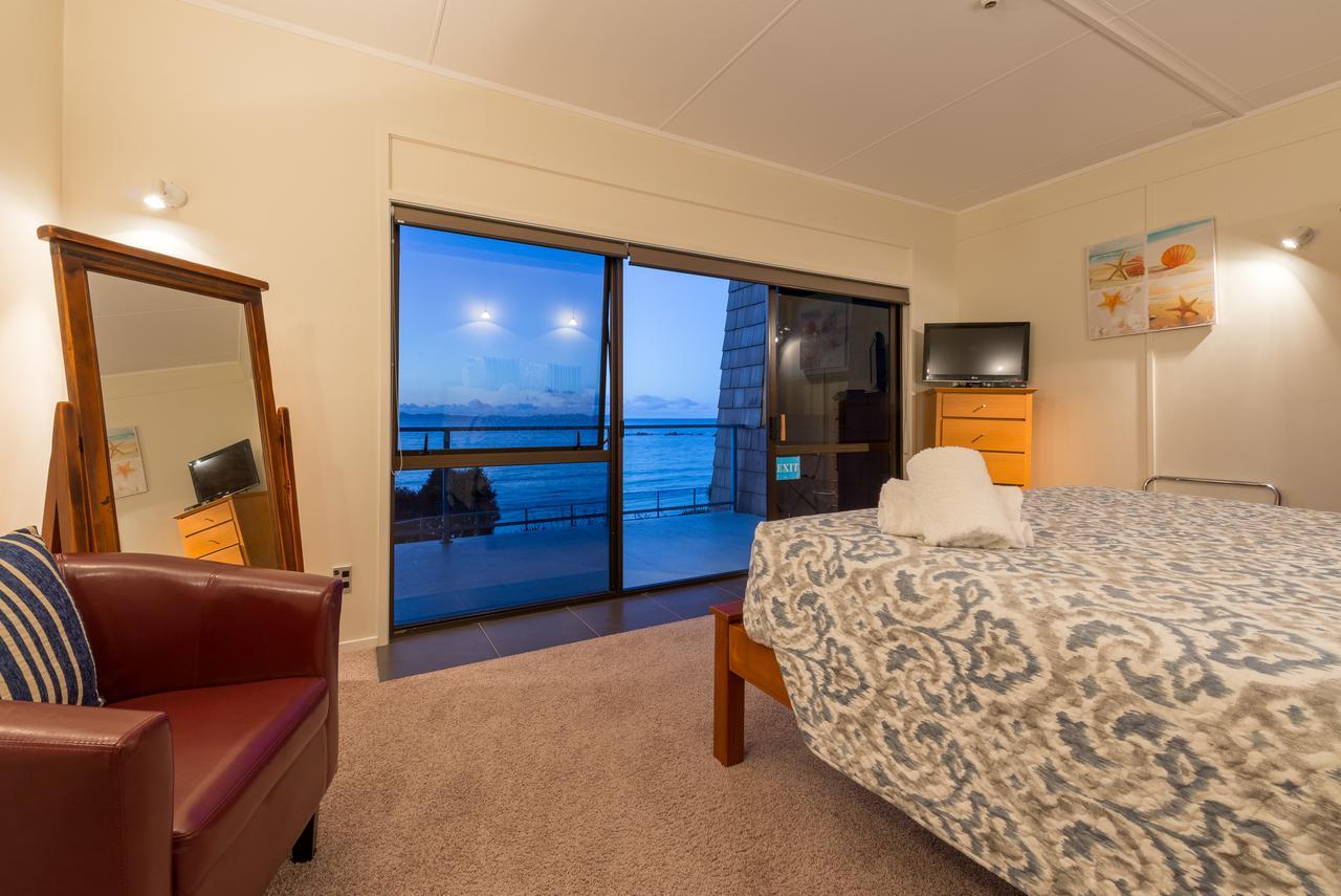 Six-Bedroom Apartment Ocean View