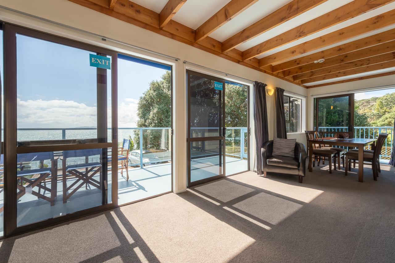 Three-Bedroom Apartment Ocean View
