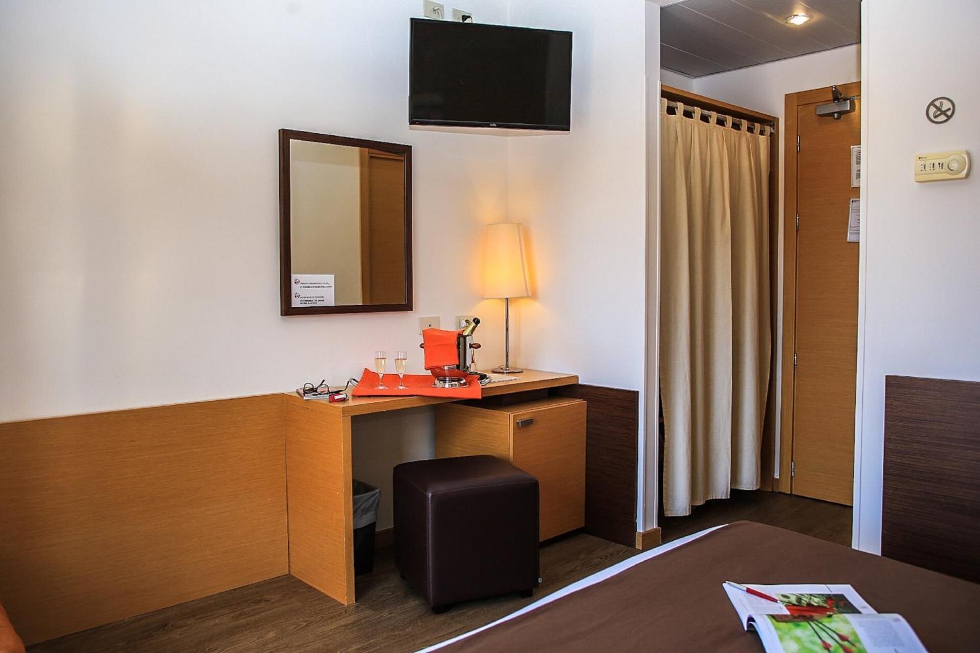 Triple Room Balcony