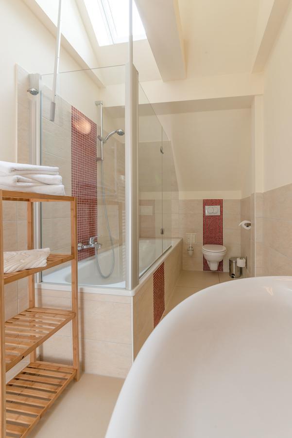 One-Bedroom Junior Suite with Balcony and Kitchenette